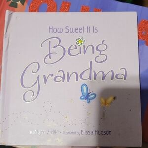 Hallmark Pink "How Sweet It Is Being Grandma" Book